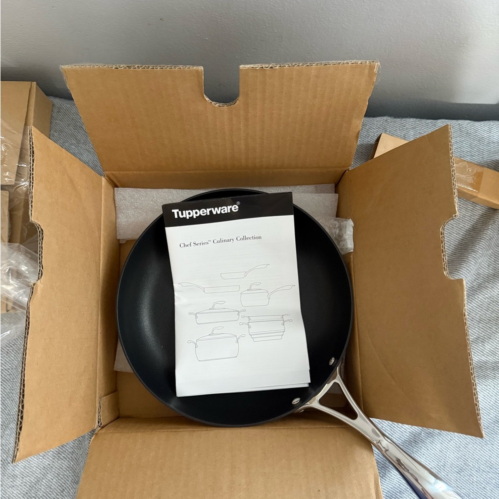 Tupperware Culinary Collection Skillet